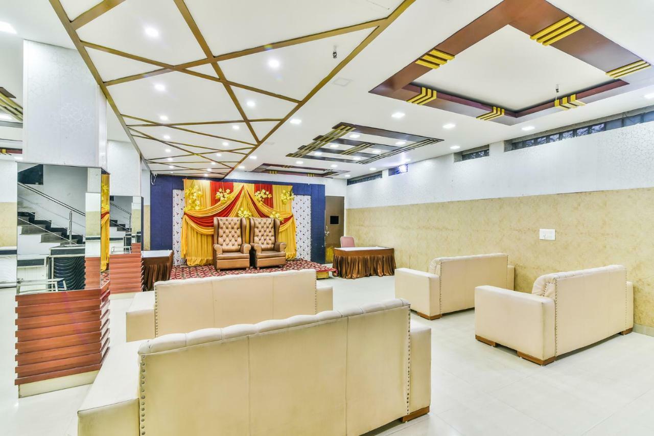 Hotel Parth Inn 加济阿巴德 外观 照片
